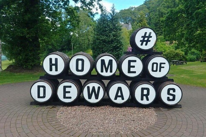 Private Highland Whisky, Stirling Castle and Linlithgow Palace Tour - Edinburgh 2