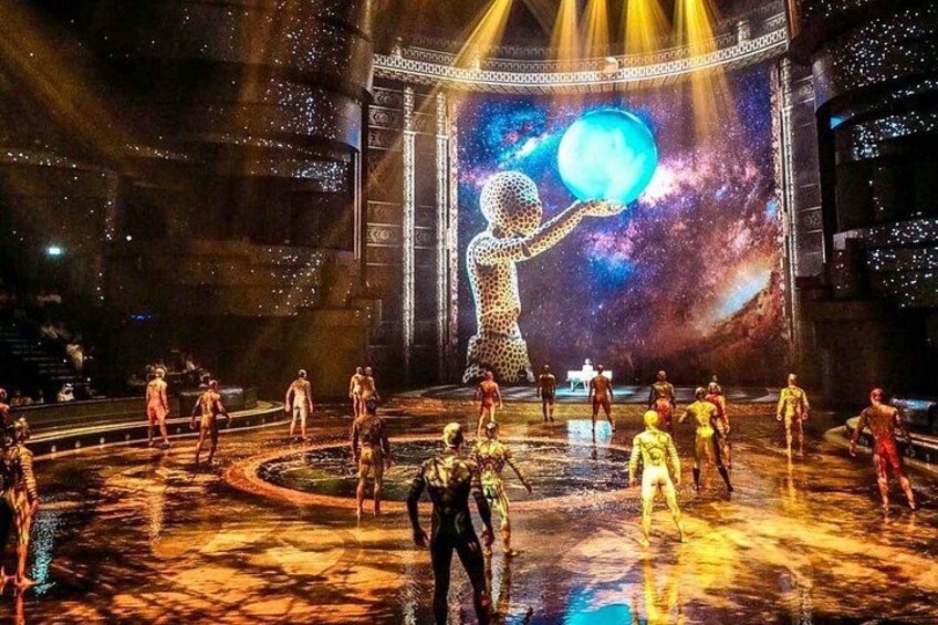 La Perle by Dragone Dubai Gold Ticket With Dinner With Transfer 5