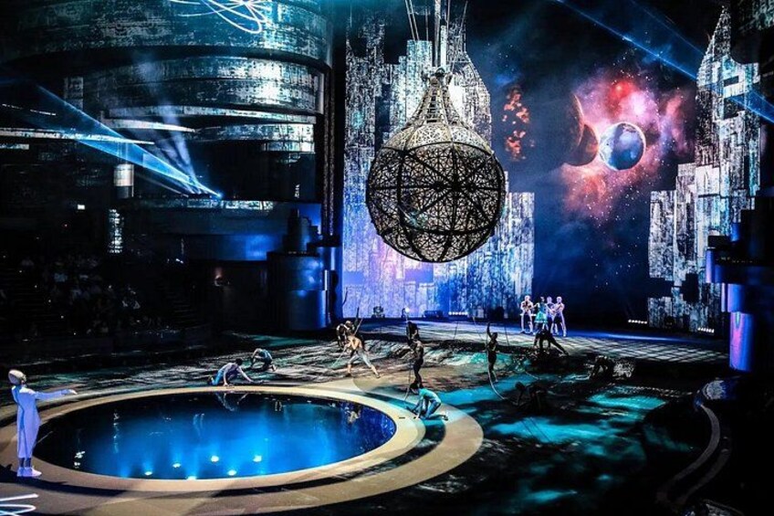 La Perle by Dragone Dubai Gold Ticket With Dinner With Transfer 5