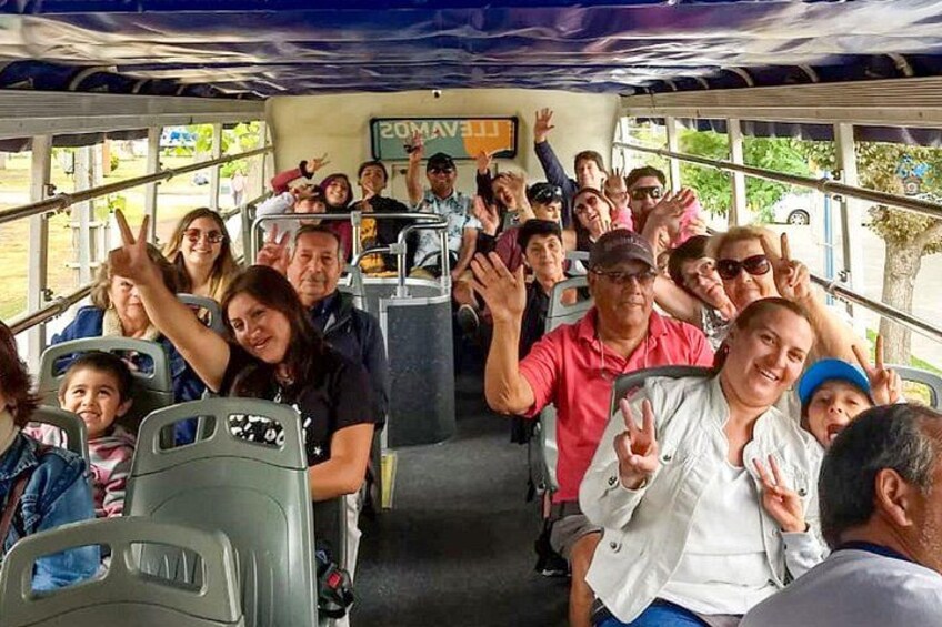 Cable Car, Funicular and Sightseeing Bus in Santiago one day 4