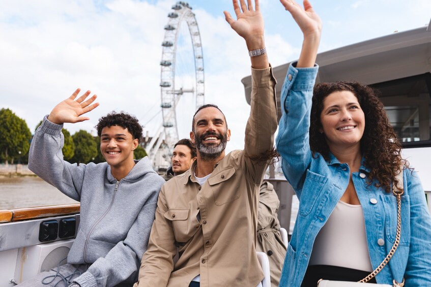 London Eye Experience & River Cruise Tickets 1