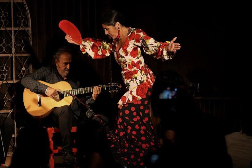 Madrid: Local Flamenco Show with Tapas 2