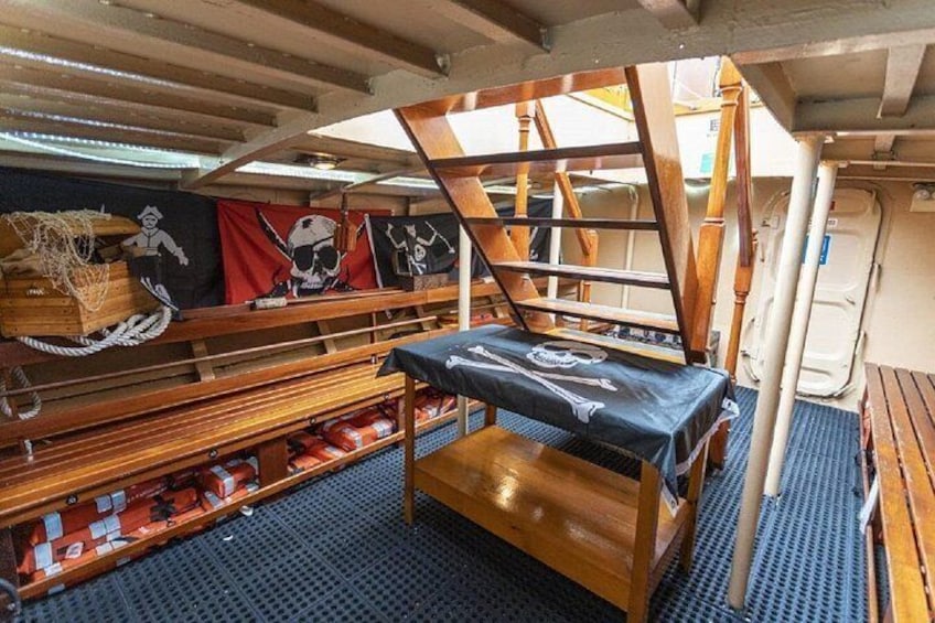 Below deck you will find our pirate theme saloon and bathroom 5