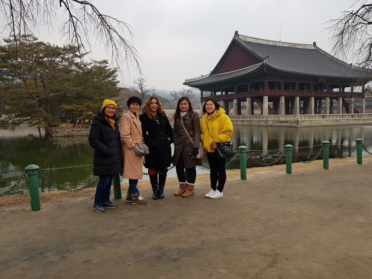 Full Day-Essential Seoul & Gourmet Tour(Inc. Lunch and Dinner) 4