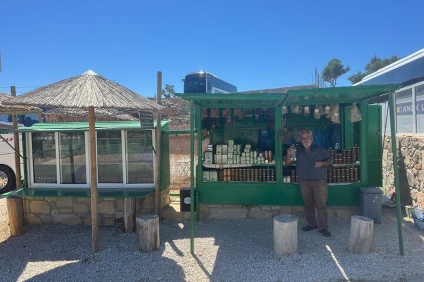 Day Trip Elafonisi Island From Chania Guided with Honey Tasting 2