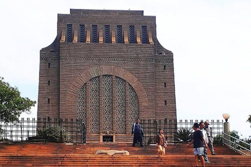 Pretoria guided city tour-Halfday 2
