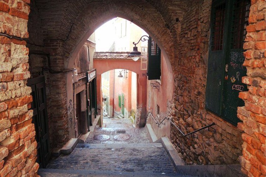 Sibiu Old Town Exploration Game and Self-Guided Tour 5