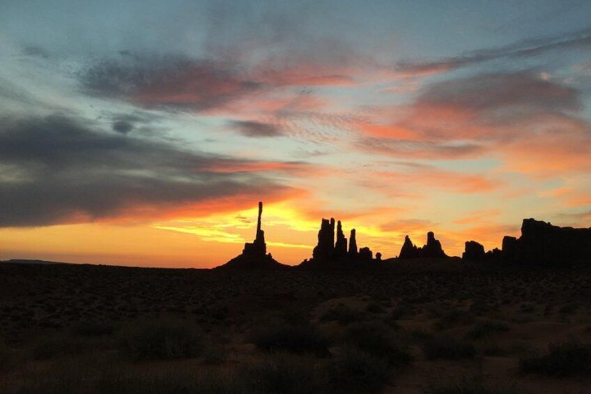 Sunrise Tour of Monument Valley 5