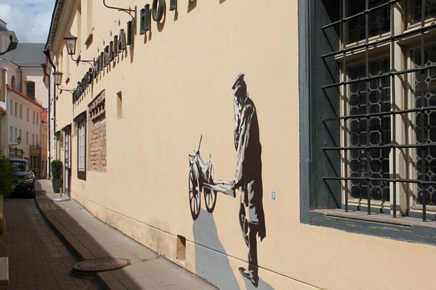 Regular walking tour of Jewish Vilnius 3
