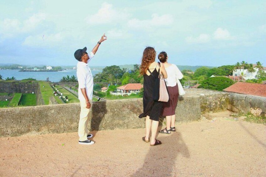 Galle Fort Walking Tour with a Resident 4