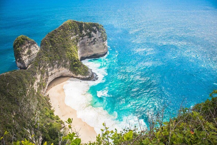 Kelingking Beach, nusa penida islands 4