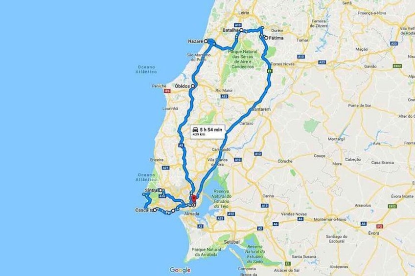 Mapa de una región costera con una ruta señalada desde Cascais hasta Sintra, pasando por Lisboa. 1