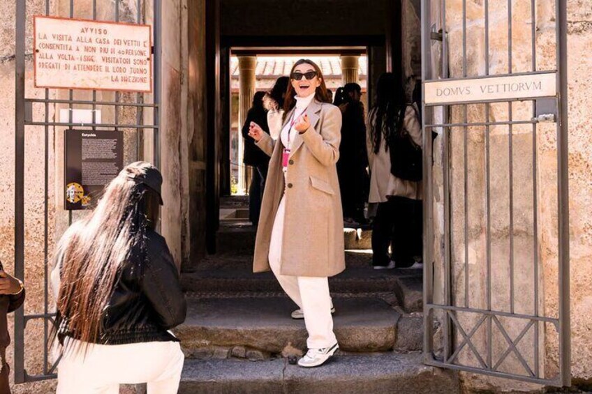 Pompeii Tour & Lunch with Wine Tasting Experience 3