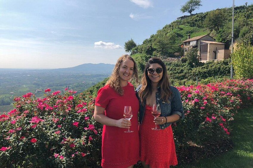 Enjoining fantastic wine tasting 4