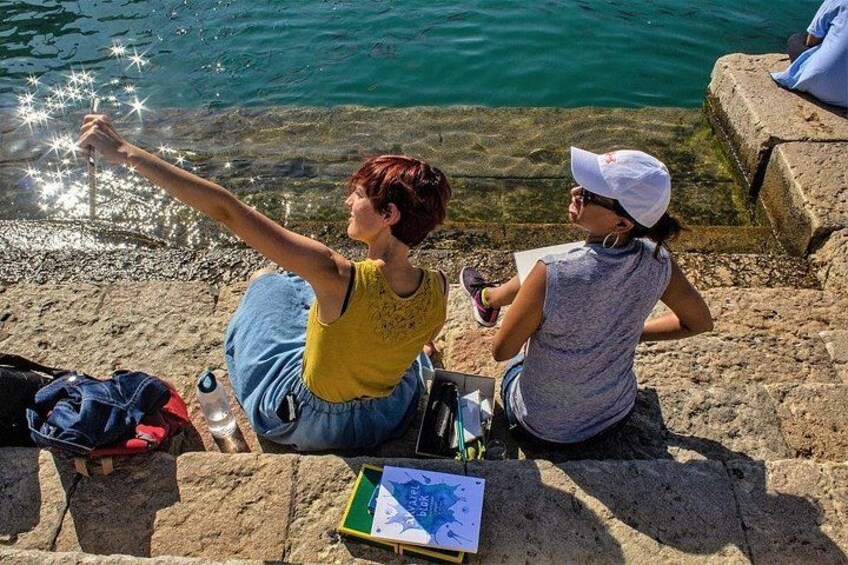 I DRAW Malaga: Art and Drawing Lesson - by OhmyGoodGuide! 3