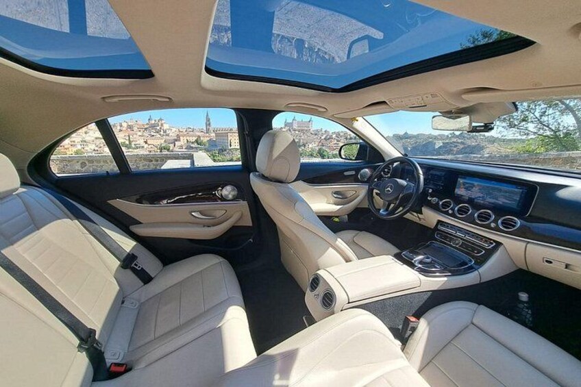 Optional transfer from Madrid in Mercedes-Benz sedan 3