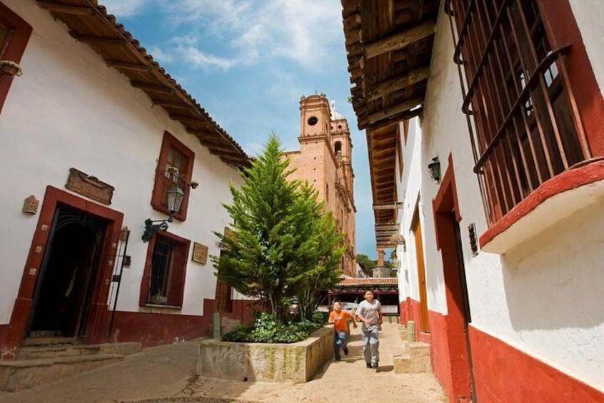 Full-Day Tapalpa Mountains Small-Group Tour from Guadalajara 2
