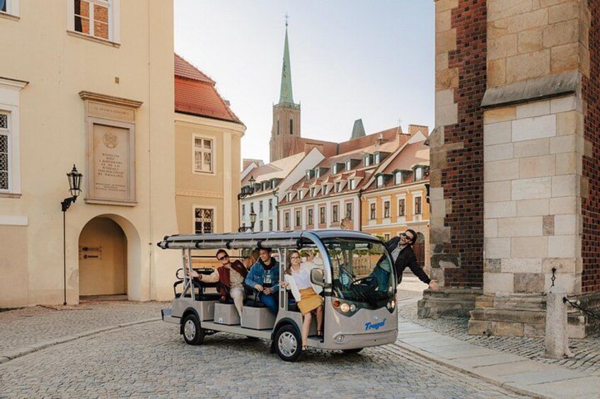 Wroclaw, 1- hour or 2-hours Group Tour by Electric Car 1