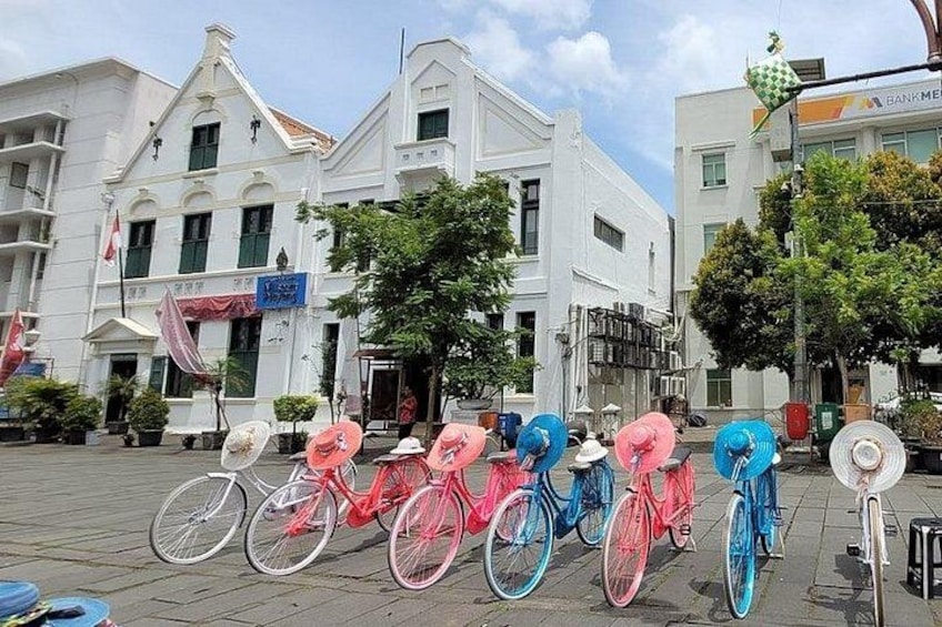 Private Full-Day Guided Tour: Explore Jakarta’s Top Highlights 4