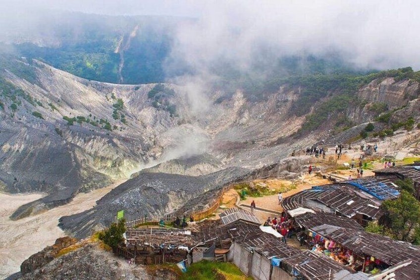 Volcano Crater 2