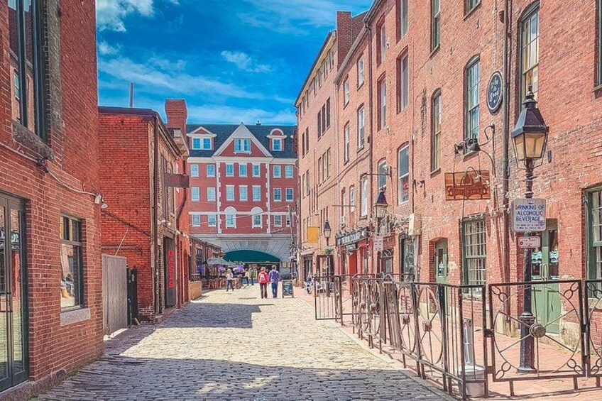 Downtown Portland, Maine! We have you covered with all the best recommendations around town! 4
