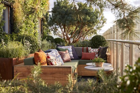 Treehouse Hotel London – Affordable hotel in London