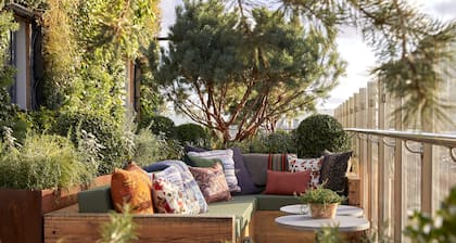 Treehouse Hotel London