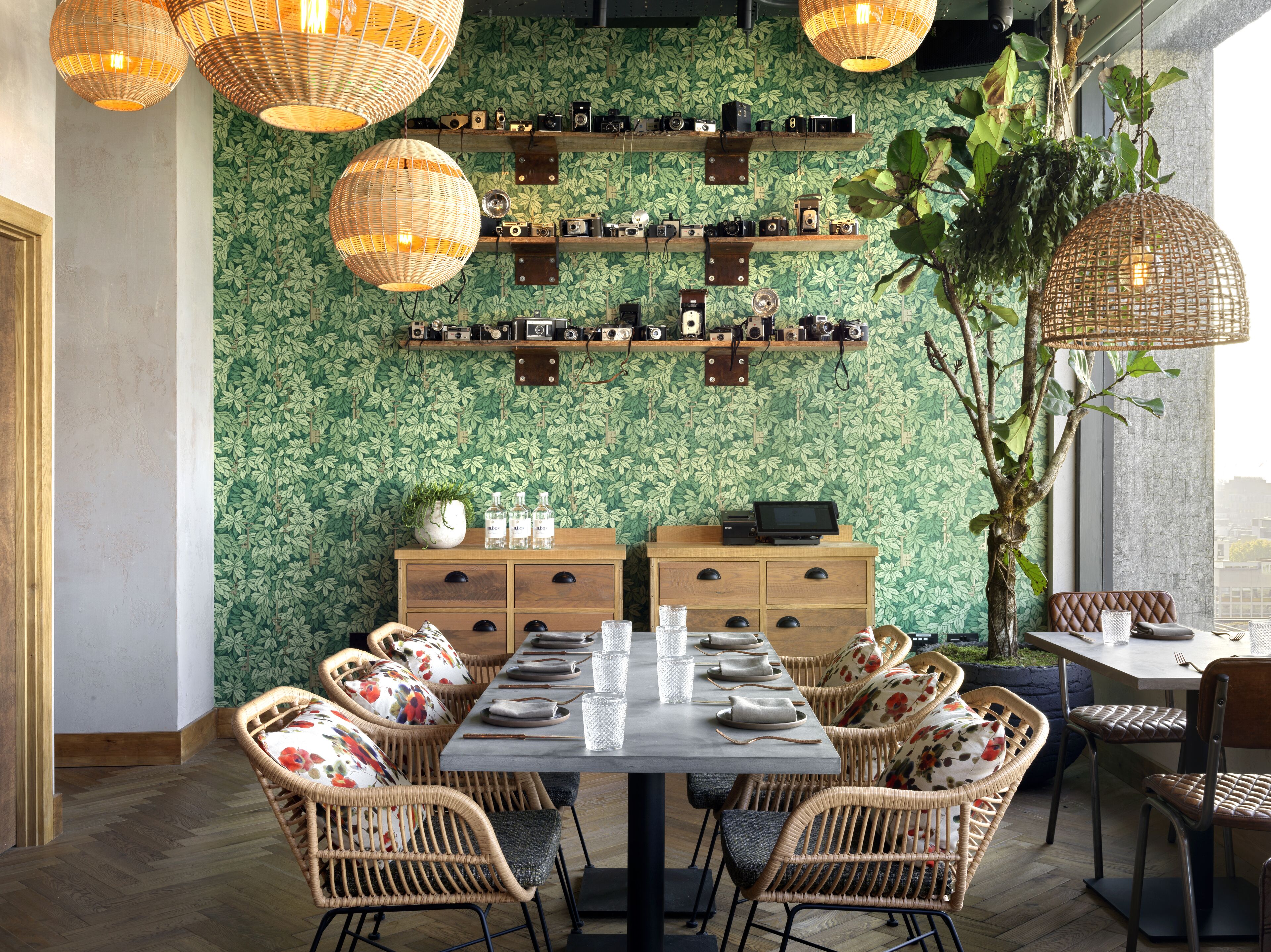 breakfast, lunch, dinner served; mexican cuisine