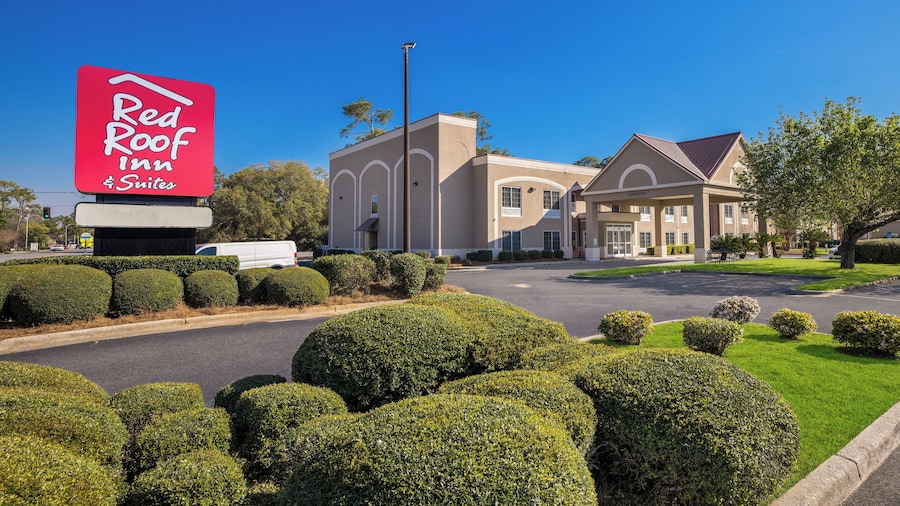 Red Roof Inn & Suites Albany, GA