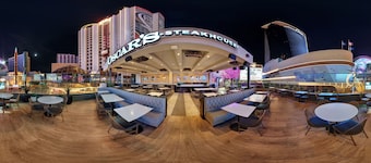 Plaza Hotel & Casino