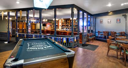 Days Inn & Suites by Wyndham Clovis