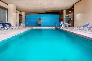 Piscine intérieure