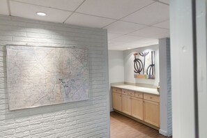 Interior - Inns of Virginia - Arlington (Arlington)