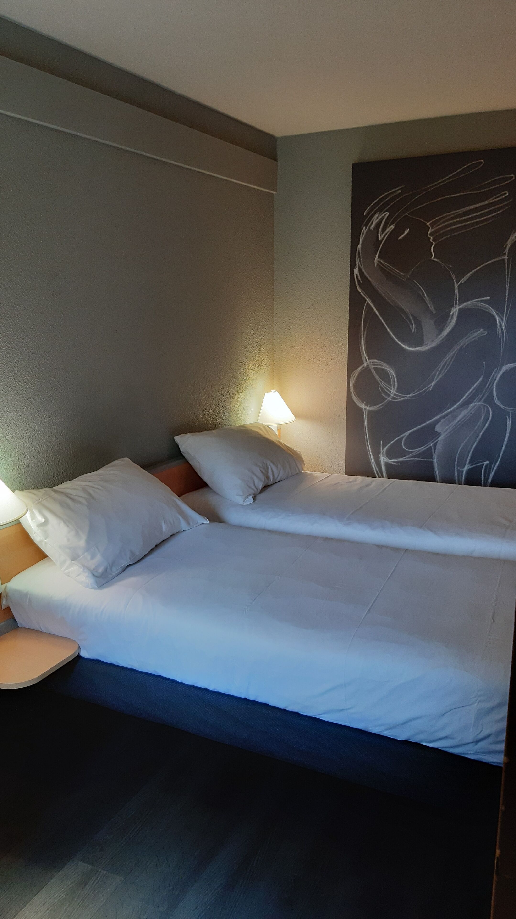 Photo - ibis Carcassonne Centre - La Cité