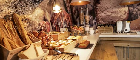 Frukostbuffé varje dag mot avgift