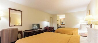 Eco Lodge Inn & Suites Bentonville near I 49