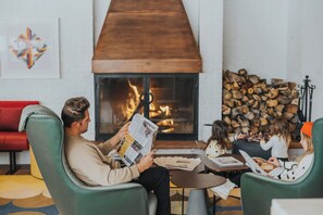 Lobby lounge - Aspen Meadows Resort (Aspen)