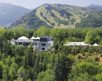 Hotel Exterior at Aspen Meadows Resort