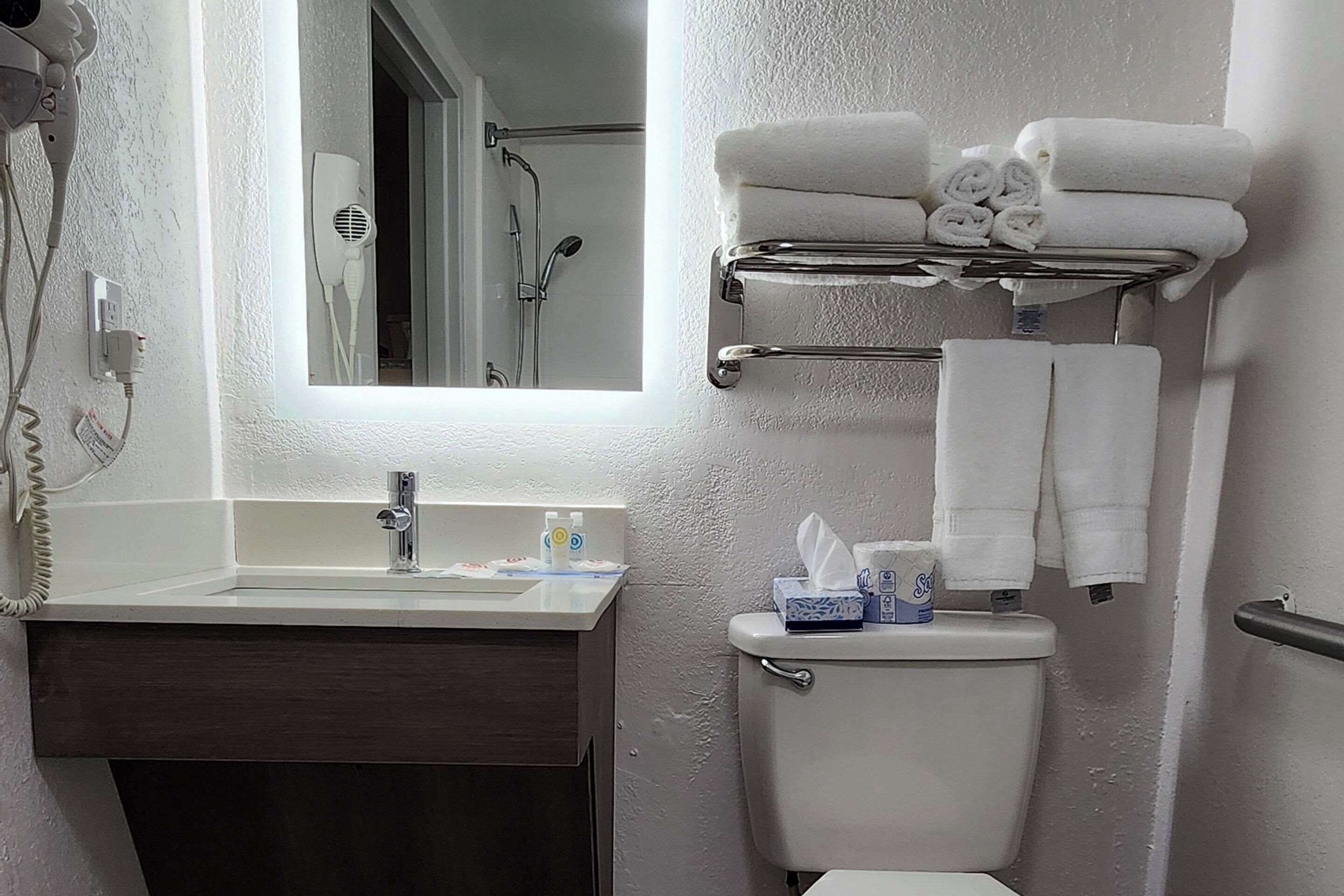 premium bedding, desk, iron/ironing board, free wifi