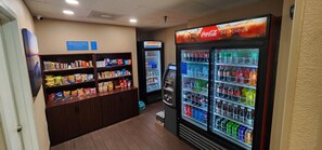 Gift shop - Comfort Inn Pensacola - University Area (Pensacola)