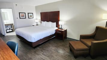 Rom – standard, 1 kingsize-seng, ikke-røyk | Sengetøy av topp kvalitet, skrivebord og strykejern/-brett