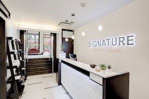Couples treatment room(s), facials, massages
