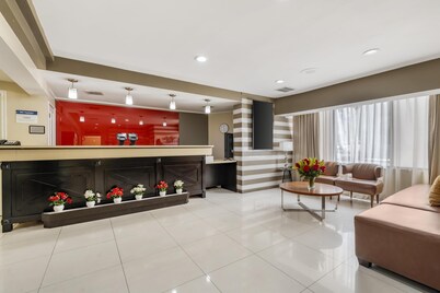 Best Western Plus LA Mid Town Hotel