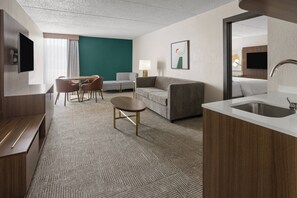 Skrivebord, skrivebord for bærbar PC og blendingsgardiner