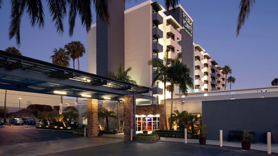Four Points by Sheraton Los Angeles Westside