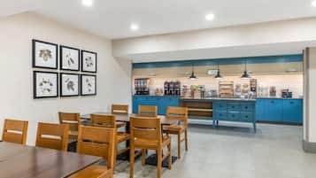 Desayuno continental incluido todos los días