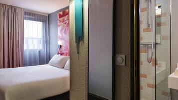 Chambre Standard, 1 lit double | Literie de qualité supérieure, Wi-Fi gratuit, draps fournis