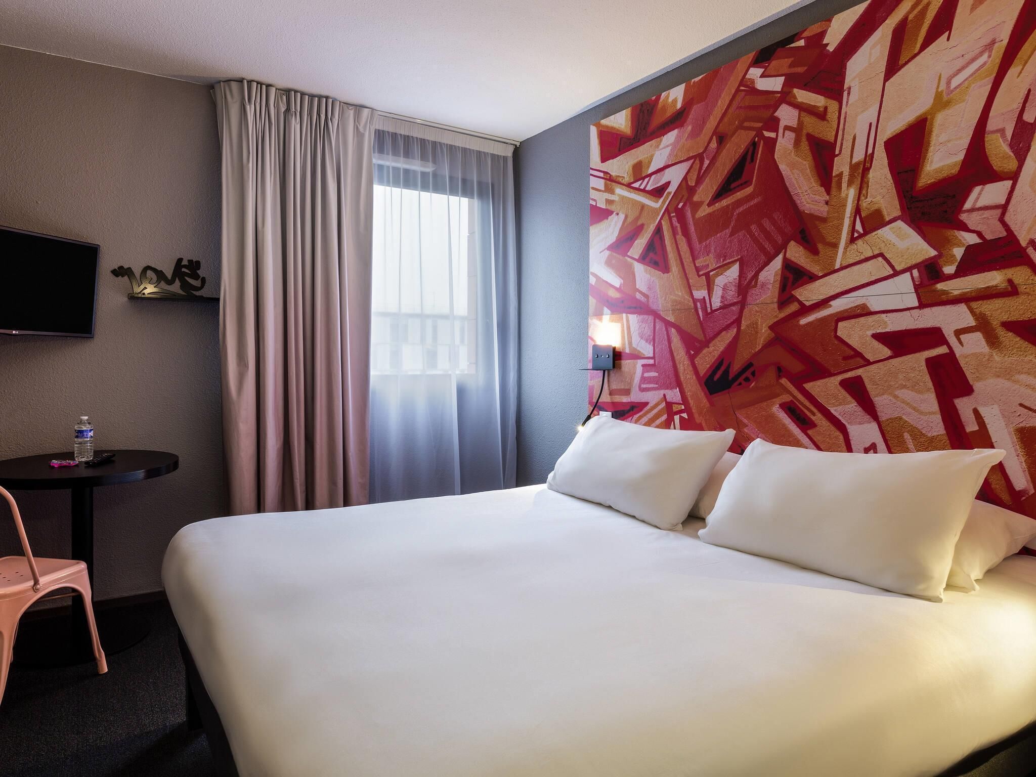 Habitación estándar, 1 cama doble | Ropa de cama de alta calidad, wifi gratis, ropa de cama