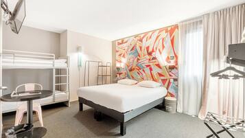 Room, Multiple Beds | Premium bedding, free WiFi, bed sheets