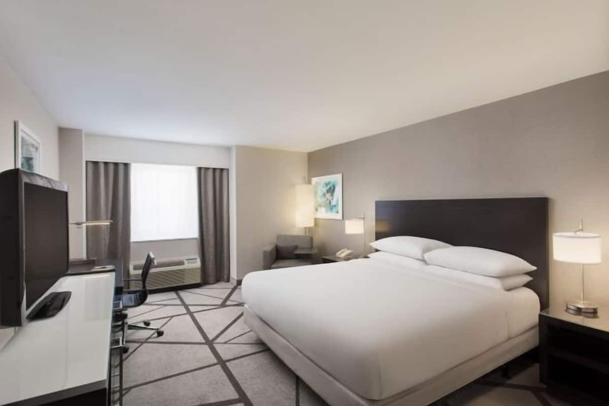 1 bedroom, in-room safe, desk, laptop workspace